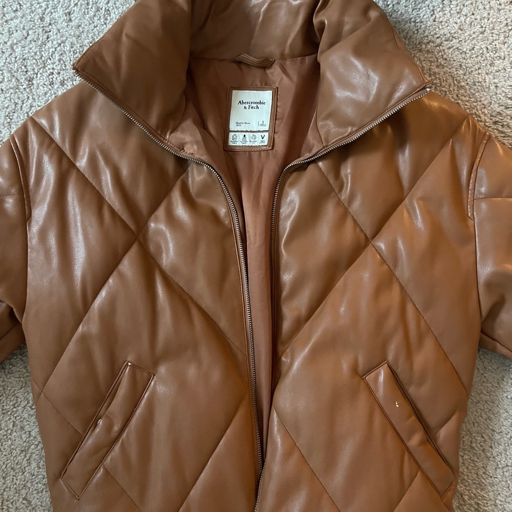 Abercrombie & Fitch Women's Brown Puffer Jacket